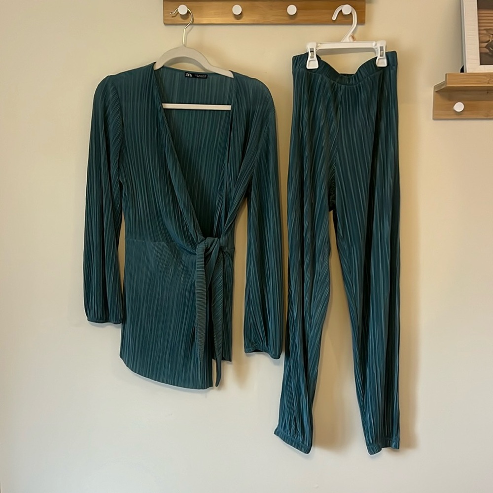 Zara set